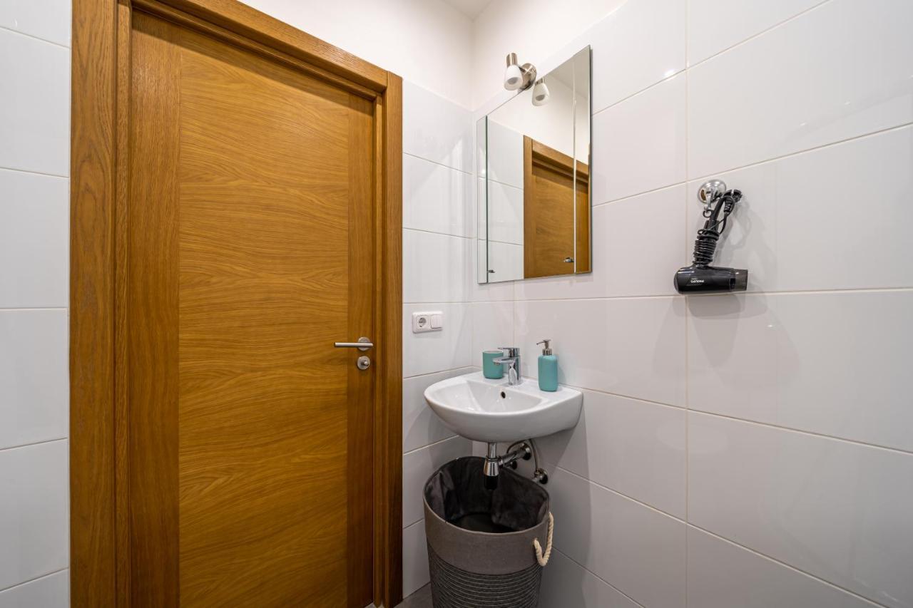 ריגה Grizinkalns Residence With Free Parking מראה חיצוני תמונה